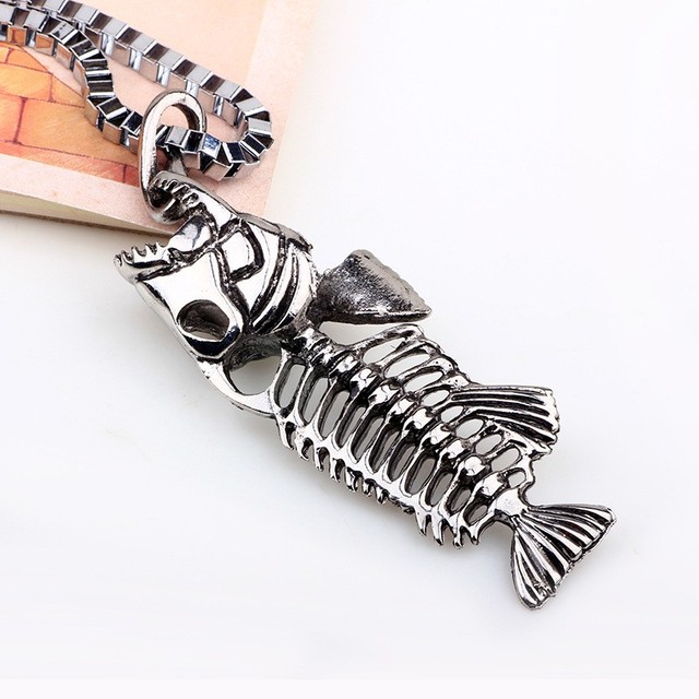 Naszyjnik z kryształowymi charmsami ryby w kształcie kości - wyprzedaż hurtowa - Wianko - 4