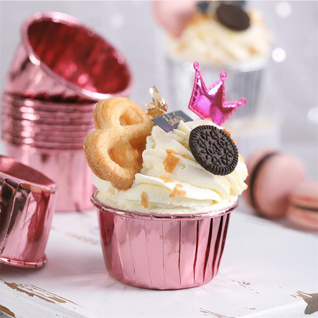 50 sztuk obwolut na muffiny Cupcake zaciskane foremką, papierowe kubki w kolorze złota i srebra, odporne na ciepło, do dekoracji tortu - Wianko - 3