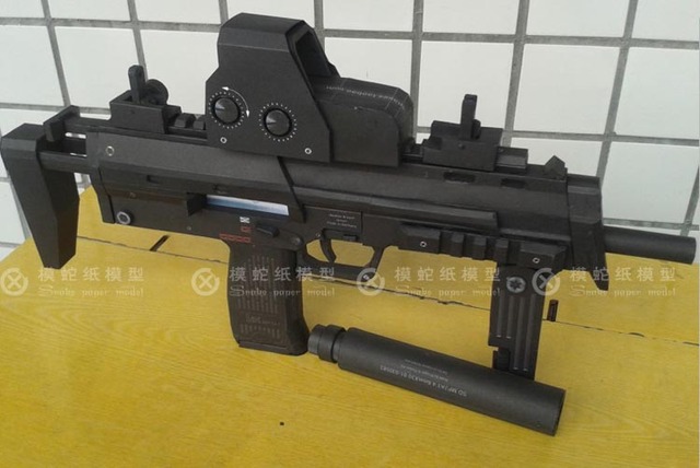 Pistolet maszynowy MP7A1 z papieru 3D - Model do ręcznej pracy - Wianko - 12