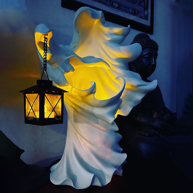 Lampka dekoracyjna z wizerunkiem ducha, latarnią czarownicy i żywicznymi detalami Halloween na zewnątrz i wewnątrz pomieszczeń - Wianko - 4