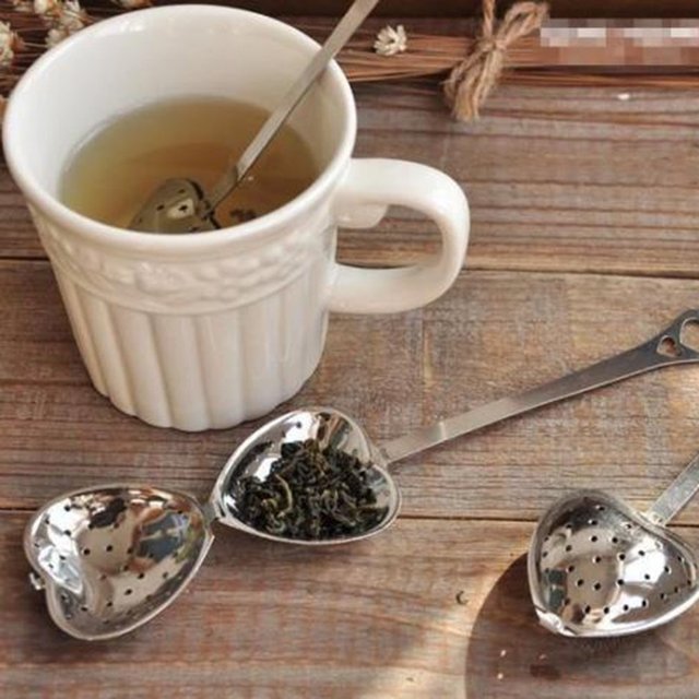 Serwetka oraz filtr do liści herbaty i ziół w kształcie serca, ze stali nierdzewnej, srebrny - Zaparzacz herbaty łyżka sitko - 1 sztuka (darmowa wysyłka) - Wianko - 2