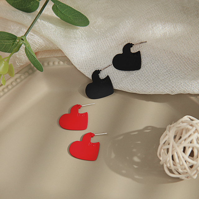 Kolczyki w kształcie serca dla kobiet i dziewcząt z czerwoną i czarną powłoką z stopu Alloy - Wianko - 2