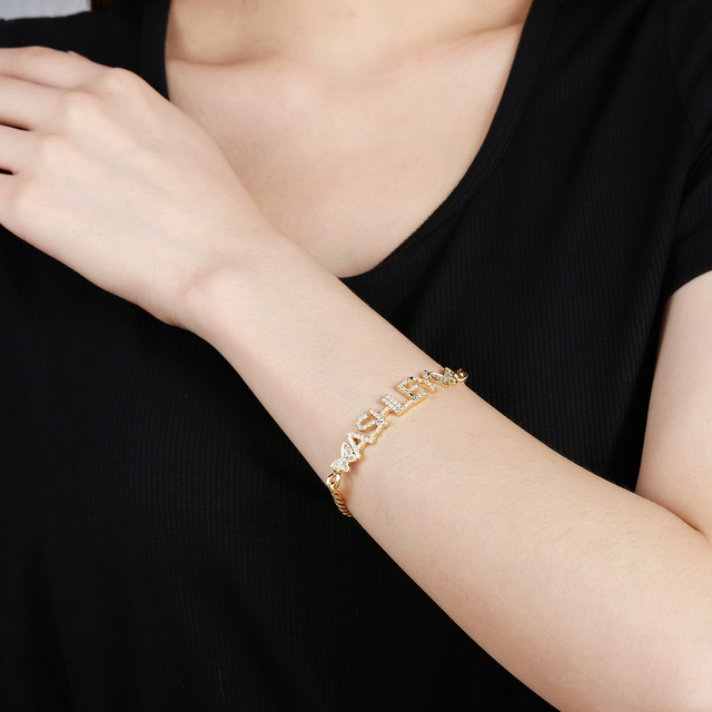 Niestandardowa bransoletka z cyrkoniami i kryształami - personalizowana biżuteria z imieniem i literami - motyl dla kobiet - Wianko - 2