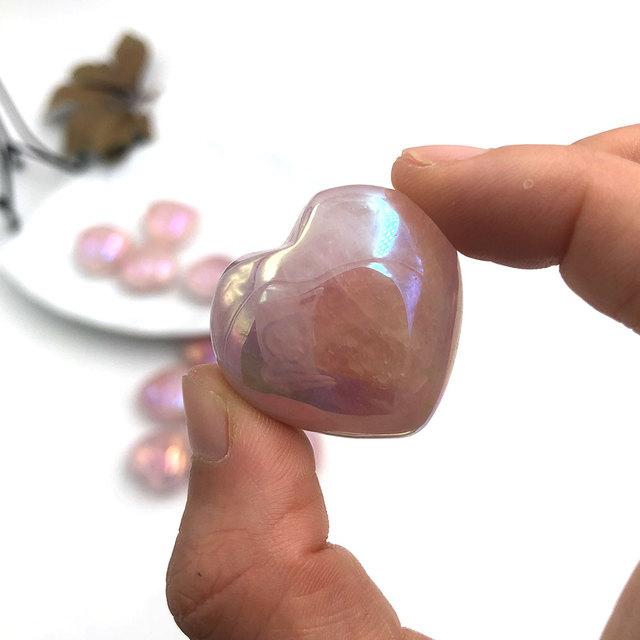 Kamień sercowy z tytanu tęczowego, różowy kryształ kwarcowy, uzdrawiające prezenty - Home Decor - Wianko - 1