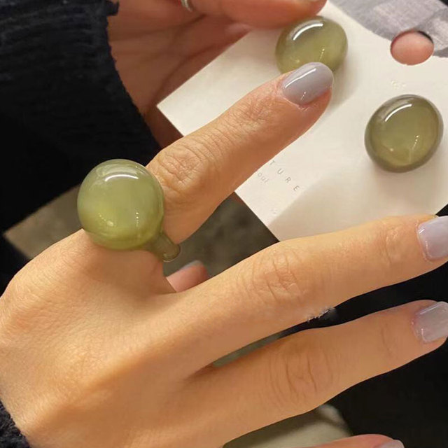 Pierścień żywiczny o nieregularnym owalnym kształcie, zielony, modny, marki HUANZHI 2021, dla kobiet i dziewcząt - Wianko - 1