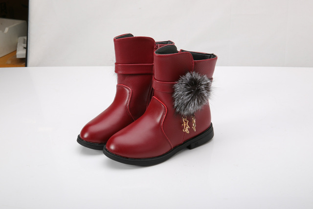 Nowość: Dziewczęce krótkie buty zimowe 2021, z bawełnianą wyściółką, ozdobione piłkami pluszowymi - Wianko - 18