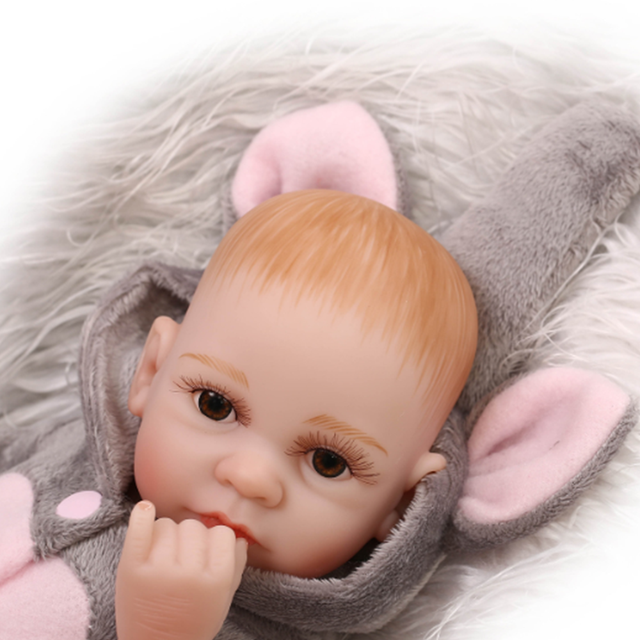 Miękka lalka Reborn z pełnym winylowym ciałem i silikonowymi detalami; 26cm; realistyczny noworodek; prezent gwiazdkowy dla dzieci - Wianko - 3
