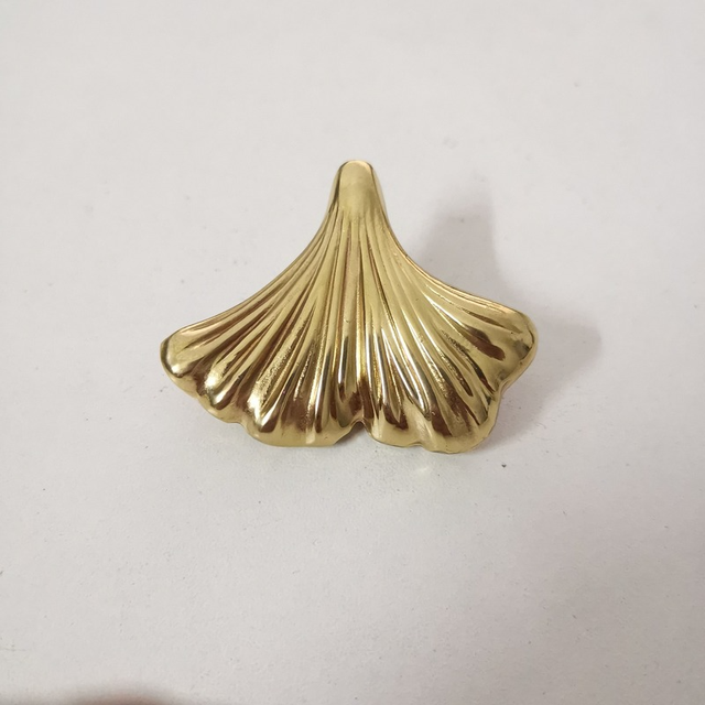 Nowoczesny uchwyt szafkowy Ginkgo Biloba w kształcie liści, złoty, solidny mosiężny - Wianko - 10