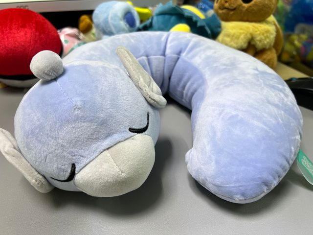 Miękka pluszowa poduszka Pokémon Dratini - Dragonair: zabawka w kształcie śpiącego smoka, idealna na prezent dla dzieci - Wianko - 1