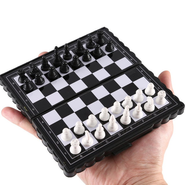 Mini szachy składane, magnetyczne, plastikowe, przenośna szachownica - zabawka dla dzieci - Wianko - 2