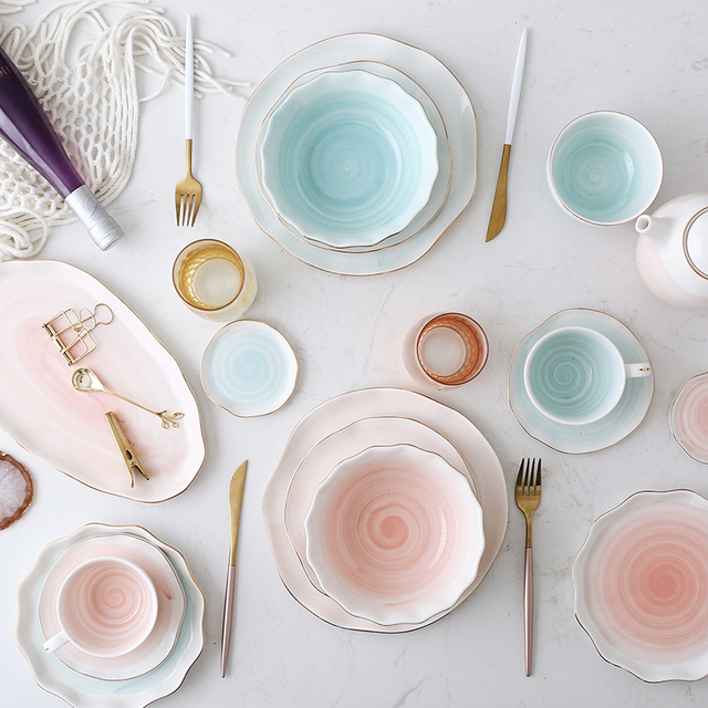 Różowe i turkusowo-złota ceramiczna zastawa stołowa – porcelanowy talerz, kufel, kubek, miska, czajniczek – elegancki zestaw obiadowy - Wianko - 2