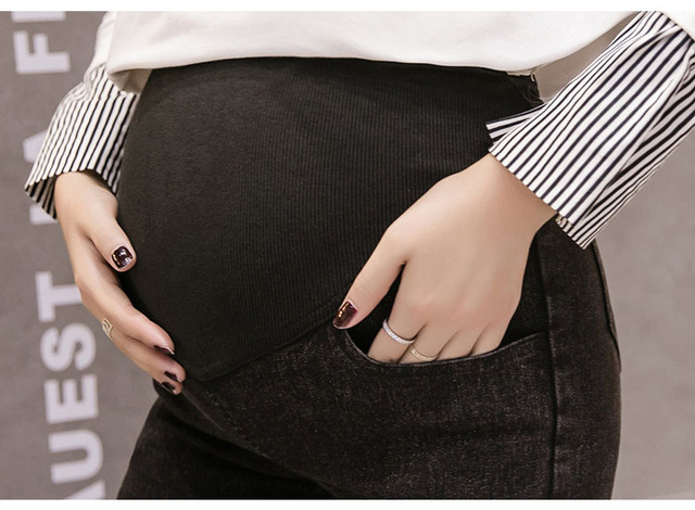 Dżinsowe spodnie rurki ciążowe z elastycznym materiałem - Wianko - 13