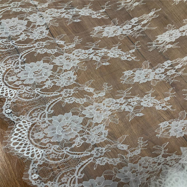 Koronkowa tkanina z rzęskami (3 m/partia) - czarny/biały - DIY francuska wykwintna koronka hafty - afrykańska suknia ślubna - Wianko - 3