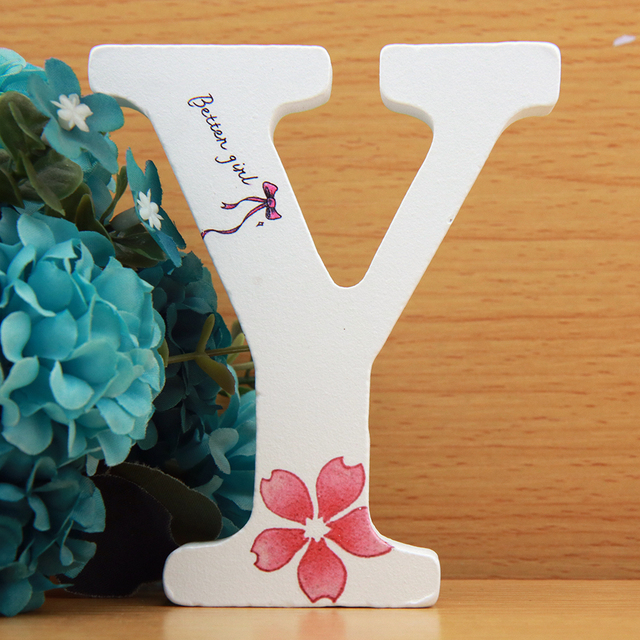 Ręcznie wykonane drewniane litery ozdobne 10x10 cm z różowymi kwiatami - Betten dla dziewczyny, projekt DIY - Wianko - 25