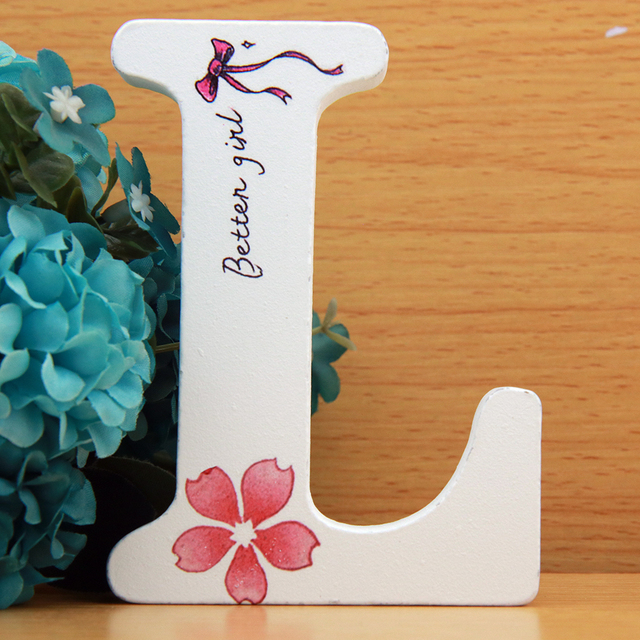 Ręcznie wykonane drewniane litery ozdobne 10x10 cm z różowymi kwiatami - Betten dla dziewczyny, projekt DIY - Wianko - 12