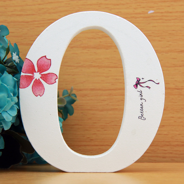 Ręcznie wykonane drewniane litery ozdobne 10x10 cm z różowymi kwiatami - Betten dla dziewczyny, projekt DIY - Wianko - 15