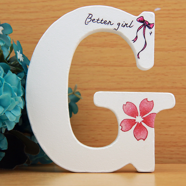 Ręcznie wykonane drewniane litery ozdobne 10x10 cm z różowymi kwiatami - Betten dla dziewczyny, projekt DIY - Wianko - 7
