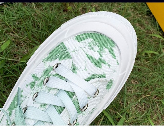 Nowe damskie buty deskorolkowe 2021 z białym gradientem tie-dye, wykonane z wygodnego brezentu i płótna, Sneakers - Wianko - 6