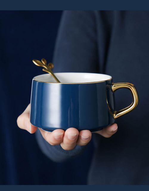 Luksusowy zestaw filiżanek do kawy i herbaty z wyszukanym ceramicznym kubkiem w kolorze czerwonym, idealny prezent urodzinowy dla par - Wianko - 16