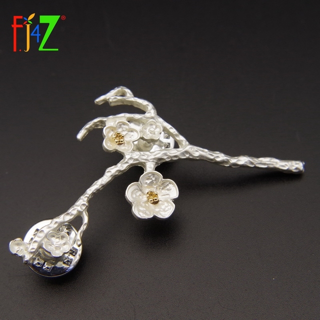 Broszka srebrna Plum blossom z gałęziami i kwiatem - elegancka biżuteria dla kobiet - Wianko - 4