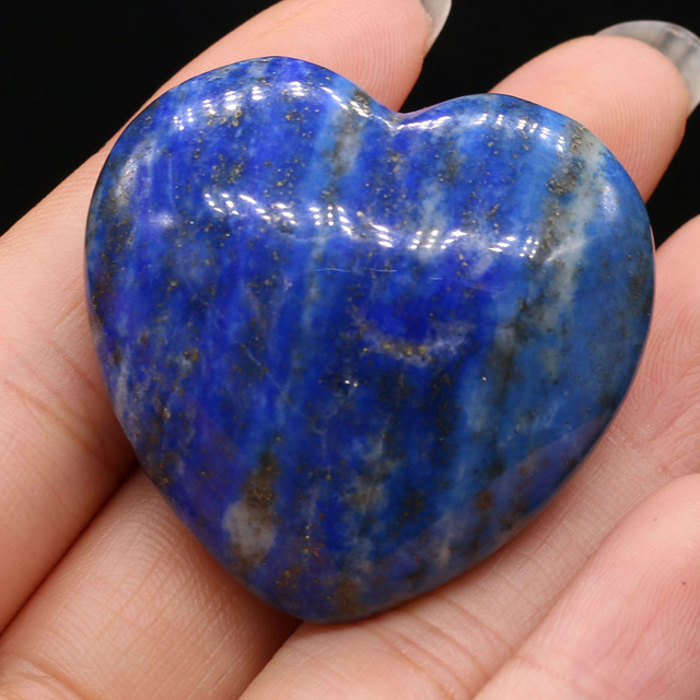 Mała dekoracja w kształcie serca z kamienia naturalnego - prezencik przynoszący szczęście dla sypialni, biurka i ogrodu - Wianko - 19