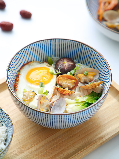 Japońska klasyczna miska do ryżu z niebiesko-białym wzorem w stylu ceramicznym - zestaw obiadowy Ramen - Wianko - 3