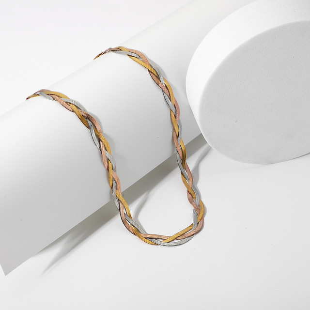 Naszyjnik łańcuszek ze złotym minimalistycznym wężem Amaiyllis 14K - Wianko - 3