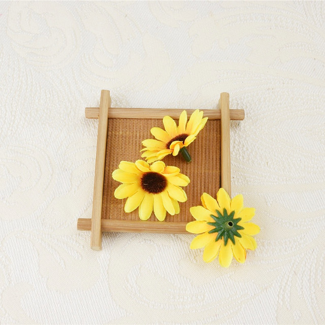 20 sztuk symulacji słonecznika 7cm kwiatów do DIY wianków, ozdób ślubnych oraz dekoracji wnętrz - Wianko - 18