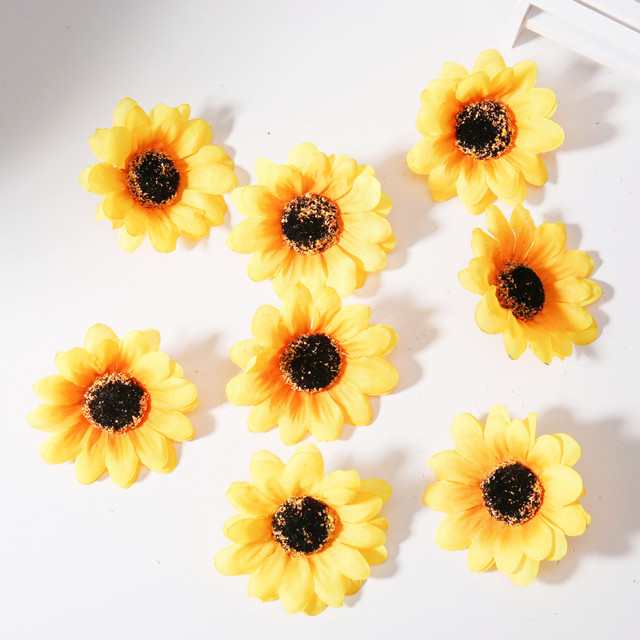 20 sztuk symulacji słonecznika 7cm kwiatów do DIY wianków, ozdób ślubnych oraz dekoracji wnętrz - Wianko - 20
