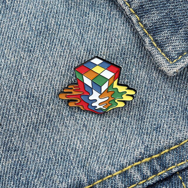 Broszka Cube emalia Pin Melting Cube w kolorze przypinki, śmieszne klapa, kapelusz, torba, dżinsy, plecak, klamra - Wianko - 2