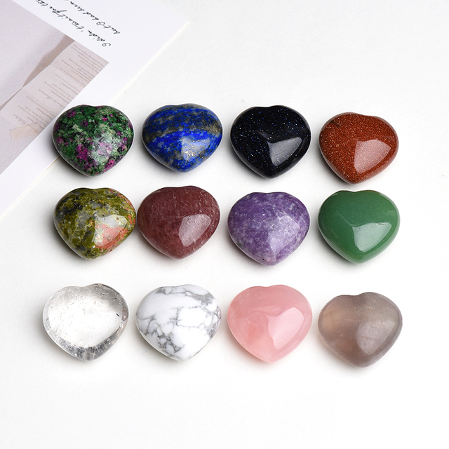 Naturalny polerowany kamień w kształcie serca, Dongling jade, miniatura, dekoracyjny, uzdrowienie, prezenty pamiątkowe - Wianko - 1