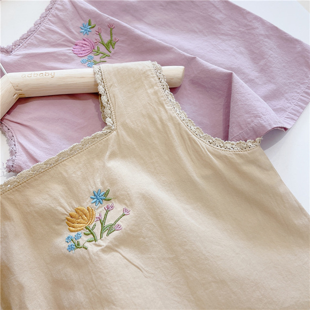 Nowe letnie bluzki dla dziewczynek bez rękawów w stylu koreańskim z haftowanymi kwiatami - Wianko - 11