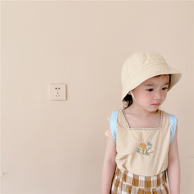 Nowe letnie bluzki dla dziewczynek bez rękawów w stylu koreańskim z haftowanymi kwiatami - Wianko - 17