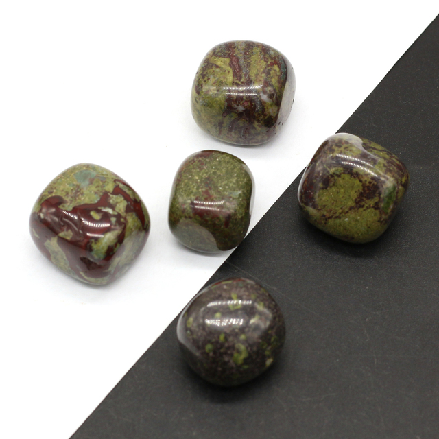 Ozdoby Reiki Heal z naturalnego kamienia Dragon Blood – nieregularne, polerowane klejnoty do dekoracji akwarium (1 szt., 20-30MM) - Wianko - 9