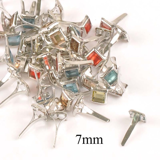 50 sztuk metalowych pinów do ozdabiania odzieży i toreb - serca 6.5-15mm, kolorowe i stylowe nity DIY [c1926] - Wianko - 16