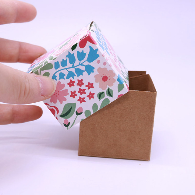 Opakowanie DIY na cukierki - papierowe pudełko w formie torby z 12 sztukami kart wiadomości - Wianko - 11