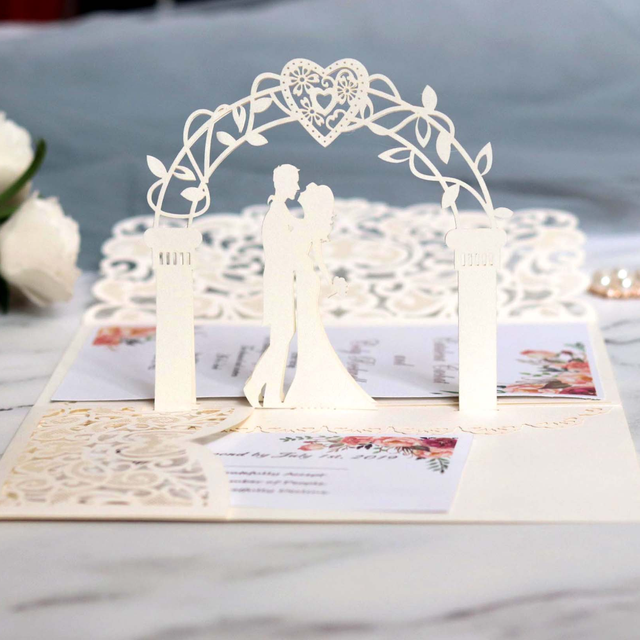 Zaproszenie ślubne europejskie 3D w kształcie serca - próbka laserowo wycinanej kartki z koronkowymi falbanami i życzeniami - Wianko - 3