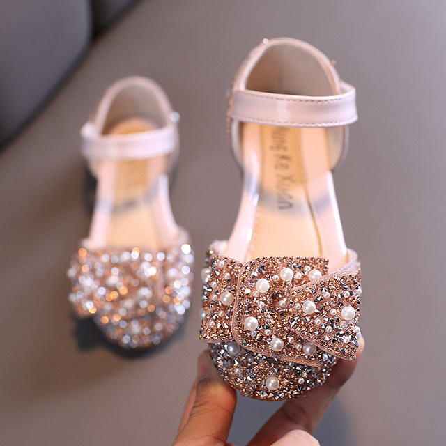 Dziecięce trampki z pereł i diamentów - lśniące buty dla małych księżniczek na imprezę i wesele - Wianko - 4