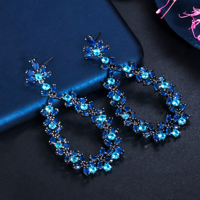 Eleganckie długie kolczyki wiszące perłowo-niebieskie z czarnym złotem i kamieniem CZ - idealne na przyjęcie ślubne (E594) - Wianko - 10