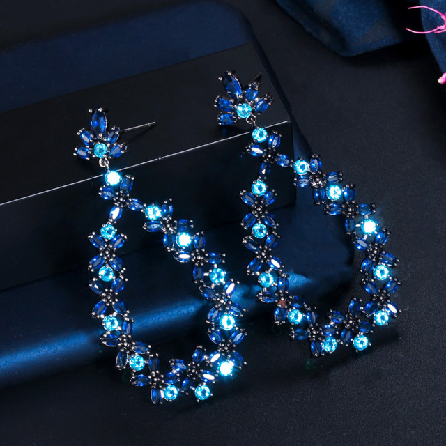 Eleganckie długie kolczyki wiszące perłowo-niebieskie z czarnym złotem i kamieniem CZ - idealne na przyjęcie ślubne (E594) - Wianko - 11