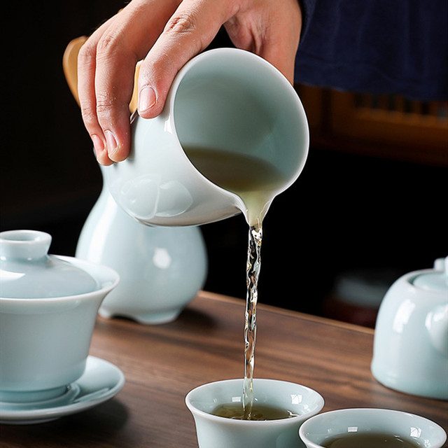 Zestaw ceramicznych naczyń do herbaty chińskiej: czajniczek gaiwan, filiżanki i naczynie na herbatę (9 sztuk) - Wianko - 5