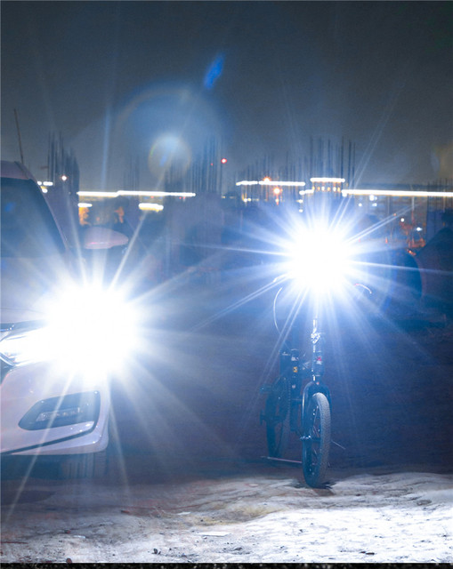 Lampa rowerowa WEST BIKING 1200lm z 3 LED, wyświetlaczem baterii, akumulatorem o pojemności 5200mAh - Wianko - 7