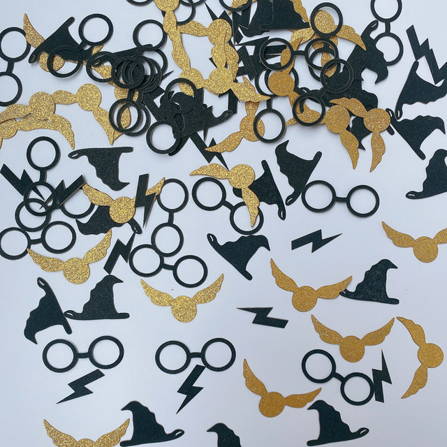 Magrise 100 sztuk czarnych konfetti z motywem Halloween i baby shower - dekoracja na urodziny z czarnymi okularami i złotymi skrzydłami - Wianko - 1