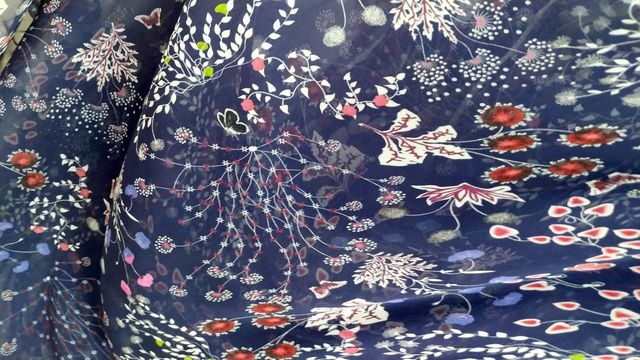 Jedwabna tkanina szyfonowa z nadrukiem kwiatowym - niebieski, dla kobiet i dzieci - idealna na suknie - 100% bambus - lato - Wianko - 4