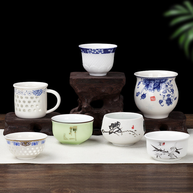 Zestaw 4 ceramicznych filiżanek z Chin - naczynia do herbaty, ręcznie wykonane z porcelany, w stylu boutique, wraz z małą miską oraz innymi akcesoriami, w eleganckim zestawie - Wianko - 3