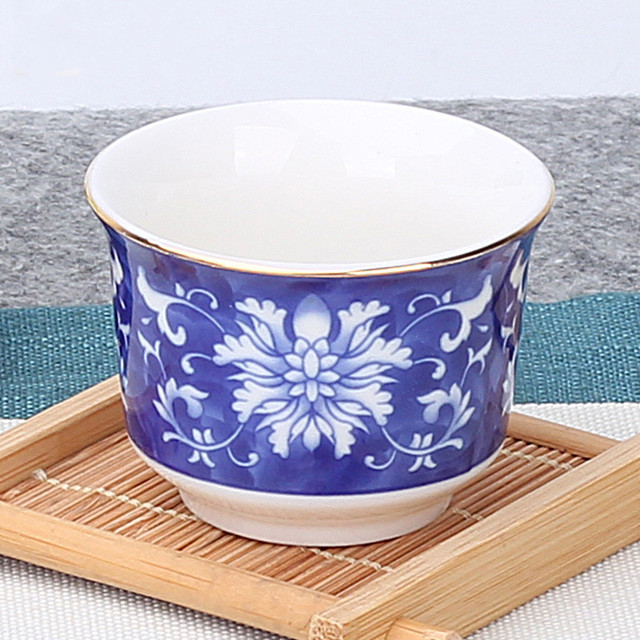 Zestaw 4 ceramicznych filiżanek z Chin - naczynia do herbaty, ręcznie wykonane z porcelany, w stylu boutique, wraz z małą miską oraz innymi akcesoriami, w eleganckim zestawie - Wianko - 15