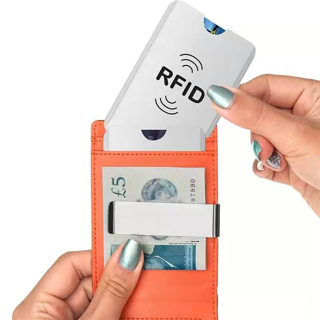 Etui zabezpieczające na karty kredytowe ze zabezpieczeniem przeciw kradzieży RFID - portfelowy pokrowiec aluminiowy - Wianko - 4