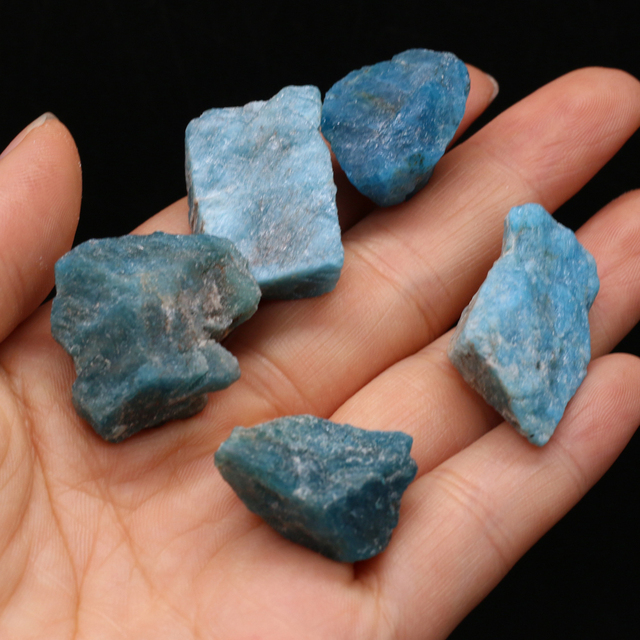 Naturalny apatyt żwir 20-30 mm - kamienie uzdrawiające mineralne do dekoracji akwarium (20 g, 1 szt.) - Wianko - 6