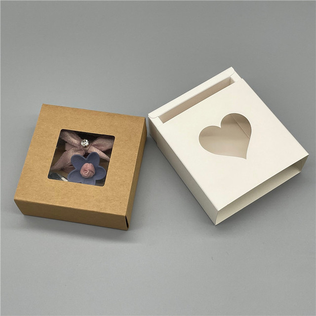 Pudełko z papieru pakowego, 20 sztuk, 81x81x34 mm, serce i kwadratowe okno - Wianko - 3