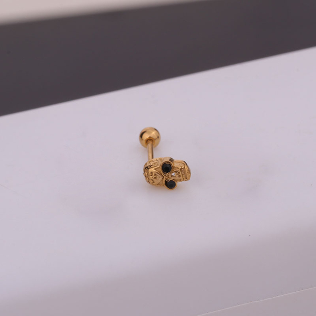 Kolczyk typu sztyft z małą czarną czaszką w kształcie chrząstki ucha - trendy punk, złoty kolor, stal nierdzewna - Wianko - 1